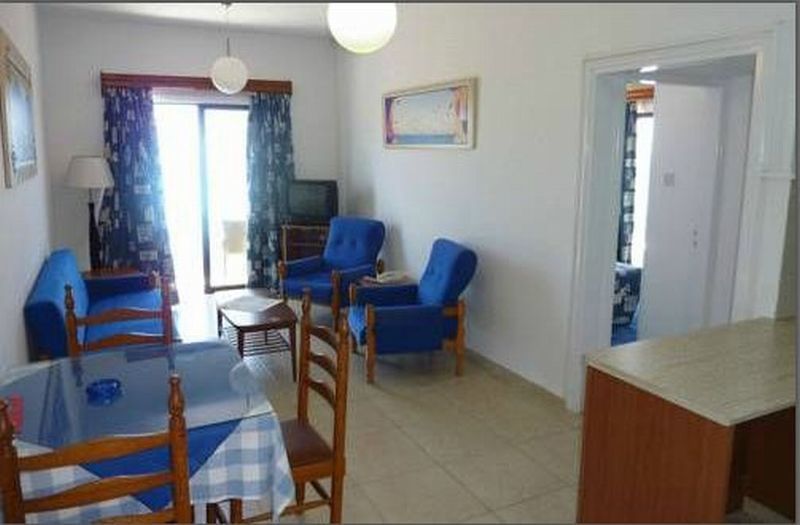 Zodiac Hotel Apartments Larnaca Extérieur photo